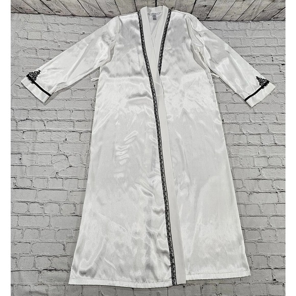 delicates Other - Delicates Satin Lace Trim White Wrap Robe WOMENS SIZE SMALL